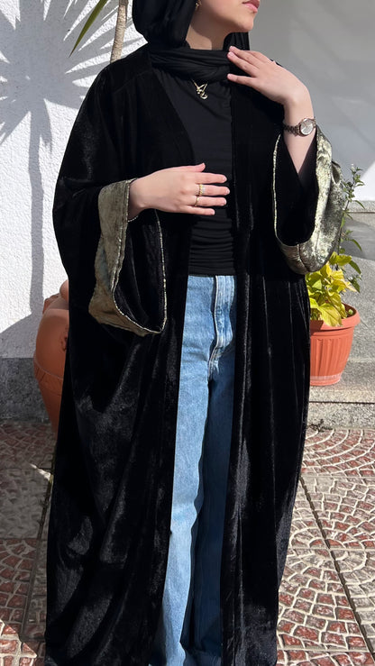 Zeya Kaftan in Black